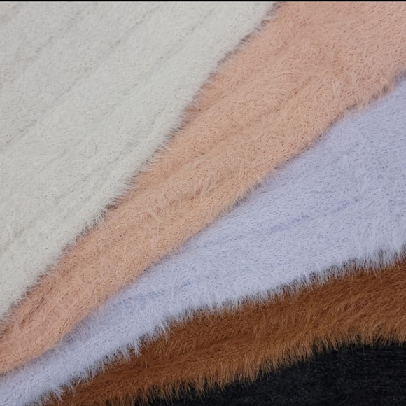 🆕️ Black Fuzzy Sweater Skirt - Picture 4 of 4